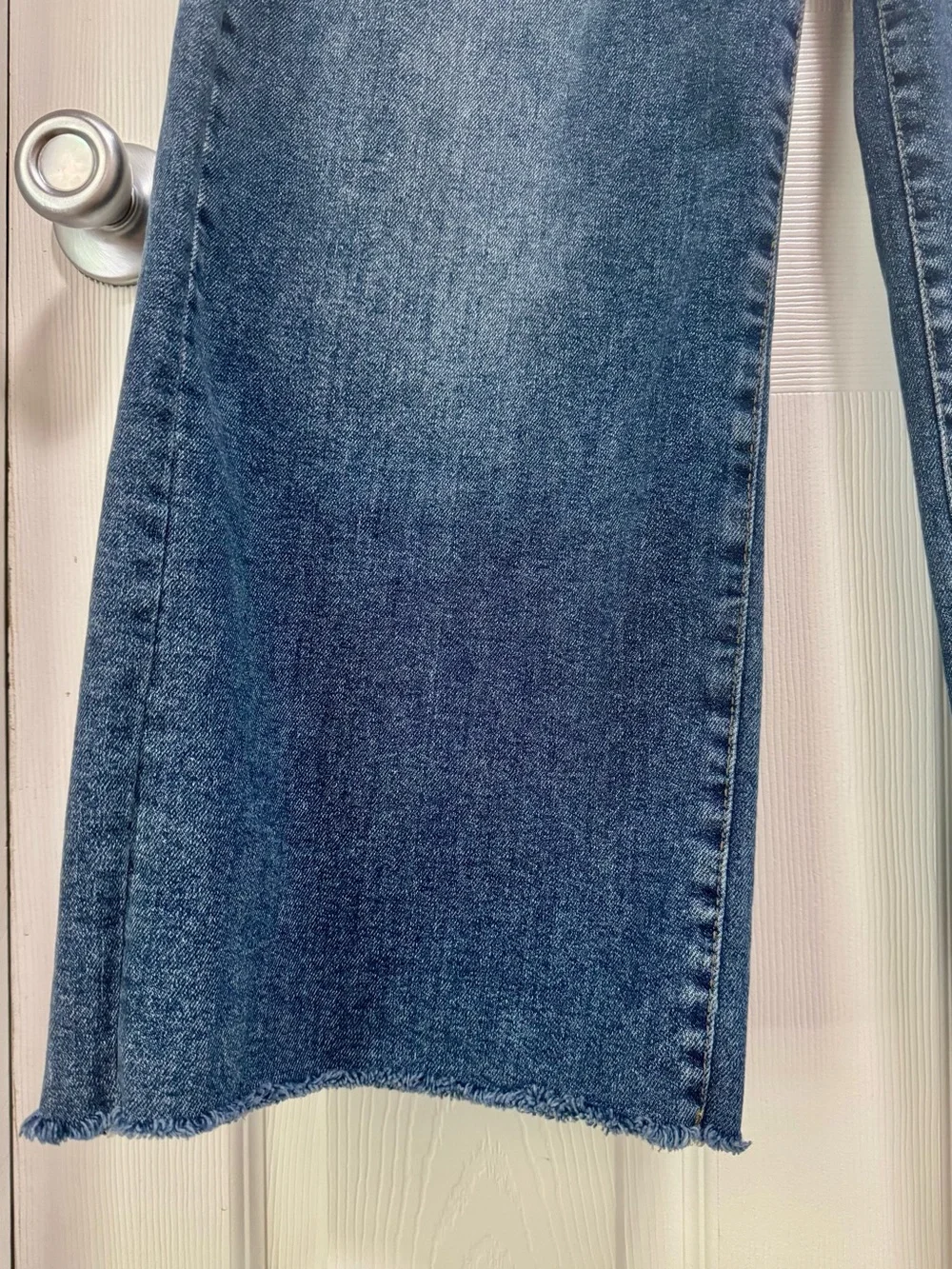 Kensie Jeans The Kaya High-Rise Wide-Leg Ankle Jeans - Picture 5 of 7